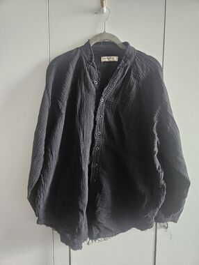Women's Size S Free People Black Button-Front Textured Shirt